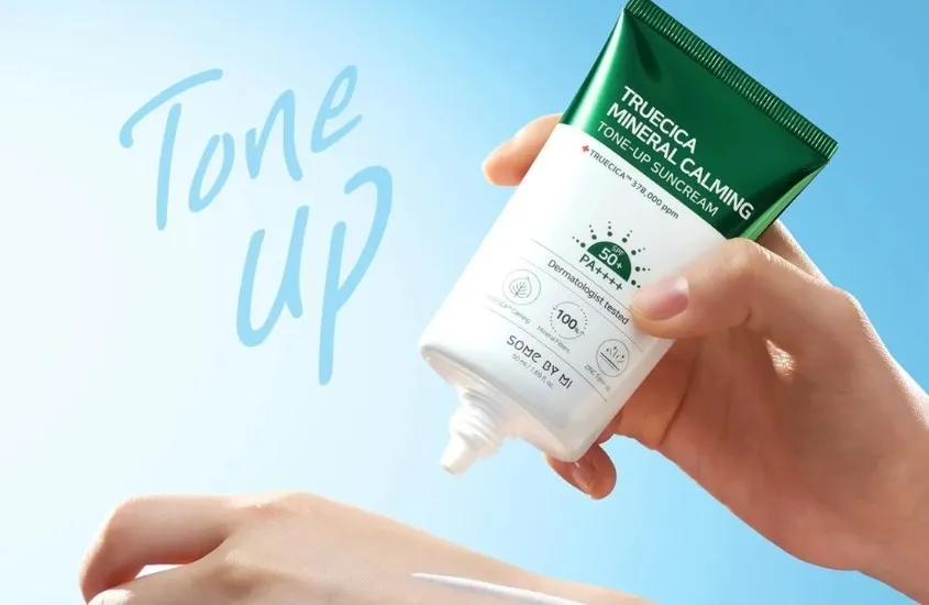 Kem chống nắng Some By Mi Truecica Mineral làm dịu da kích ứng